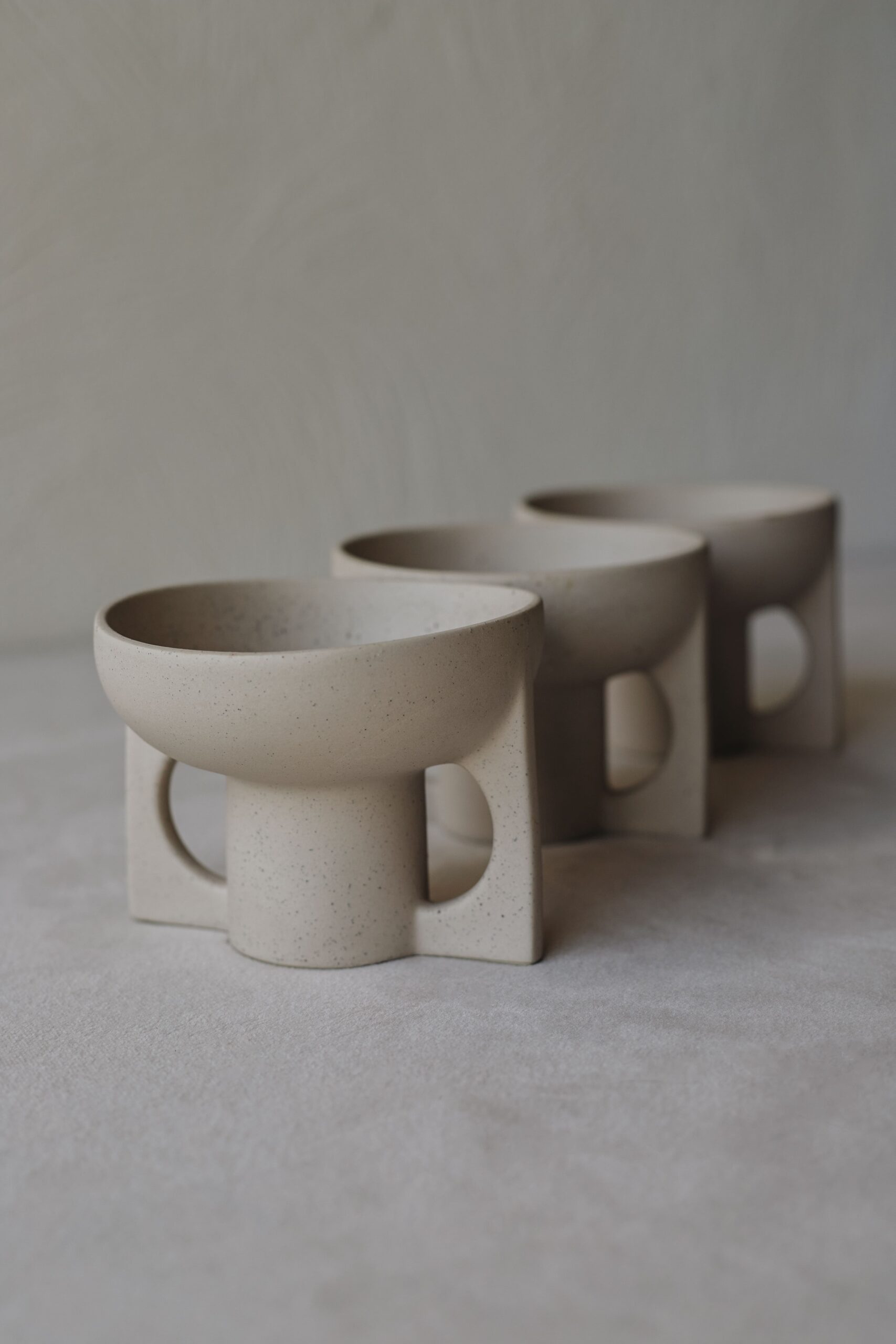 Minimalistyczne naczynia ceramiczne vintage - Manufaktura Staroci