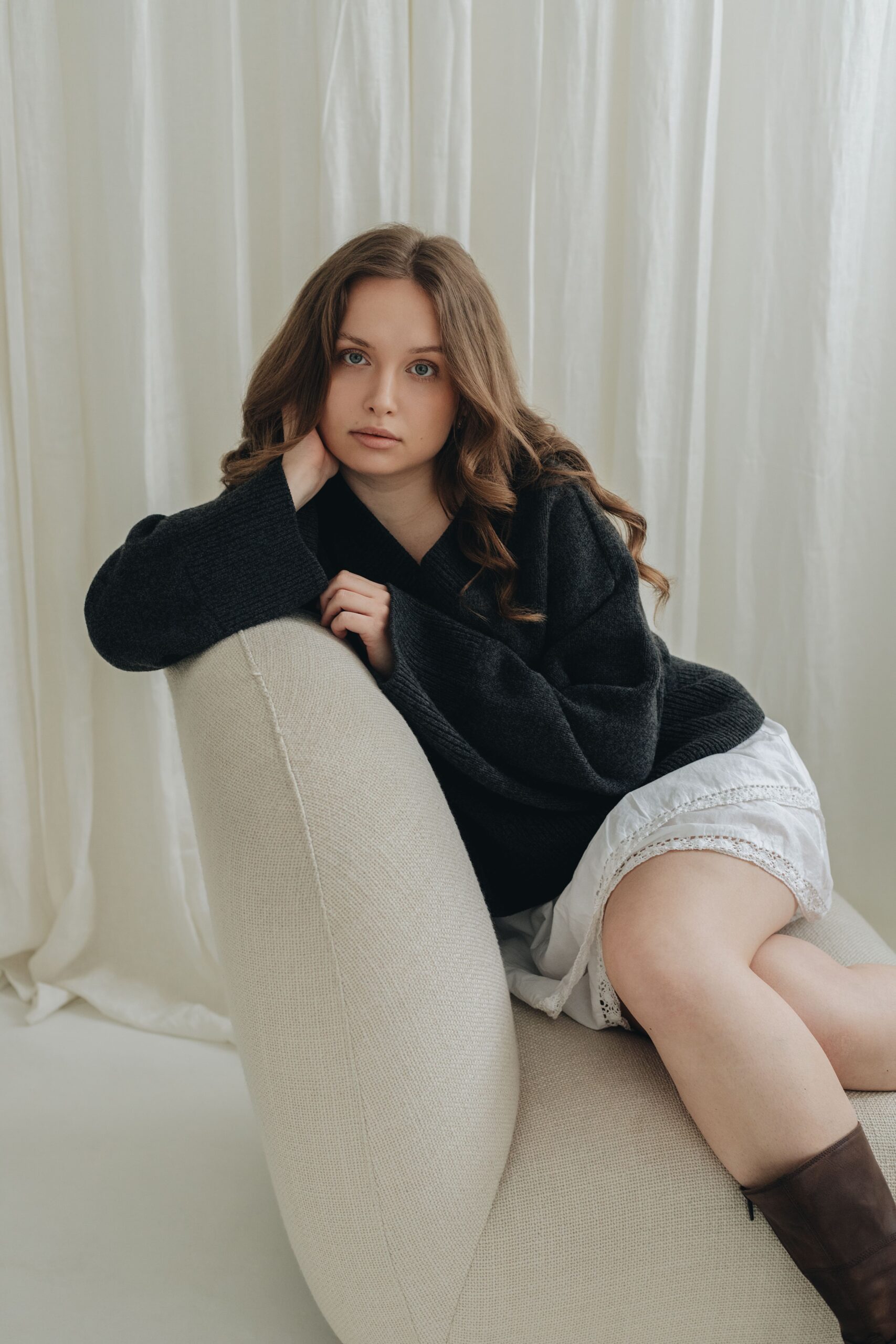 minimalistyczny portret kobiecy